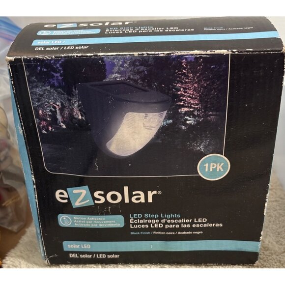 EZ Solar LED Step Light Motion Activated Outdoor Fixture READ - Picture 4 of 8